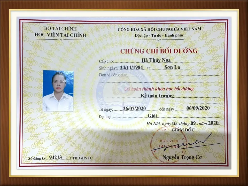 Chứng chỉ kế toán trưởng của bà Hà Thúy Nga